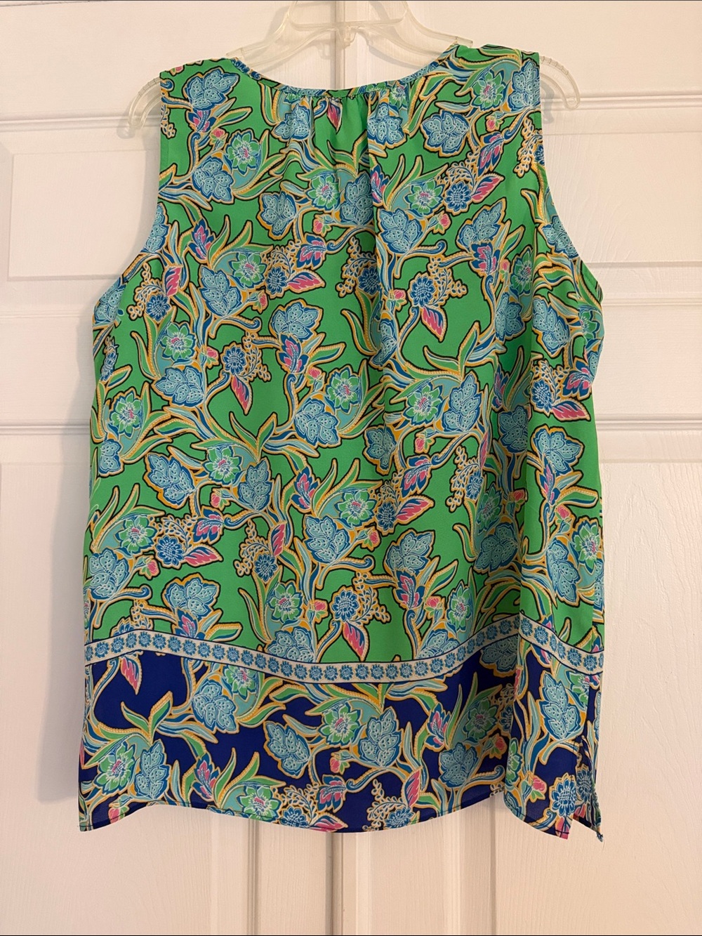 Rose&Olive Green Floral Sleeveless Camisole with Blue Border - Picture 2 of 4